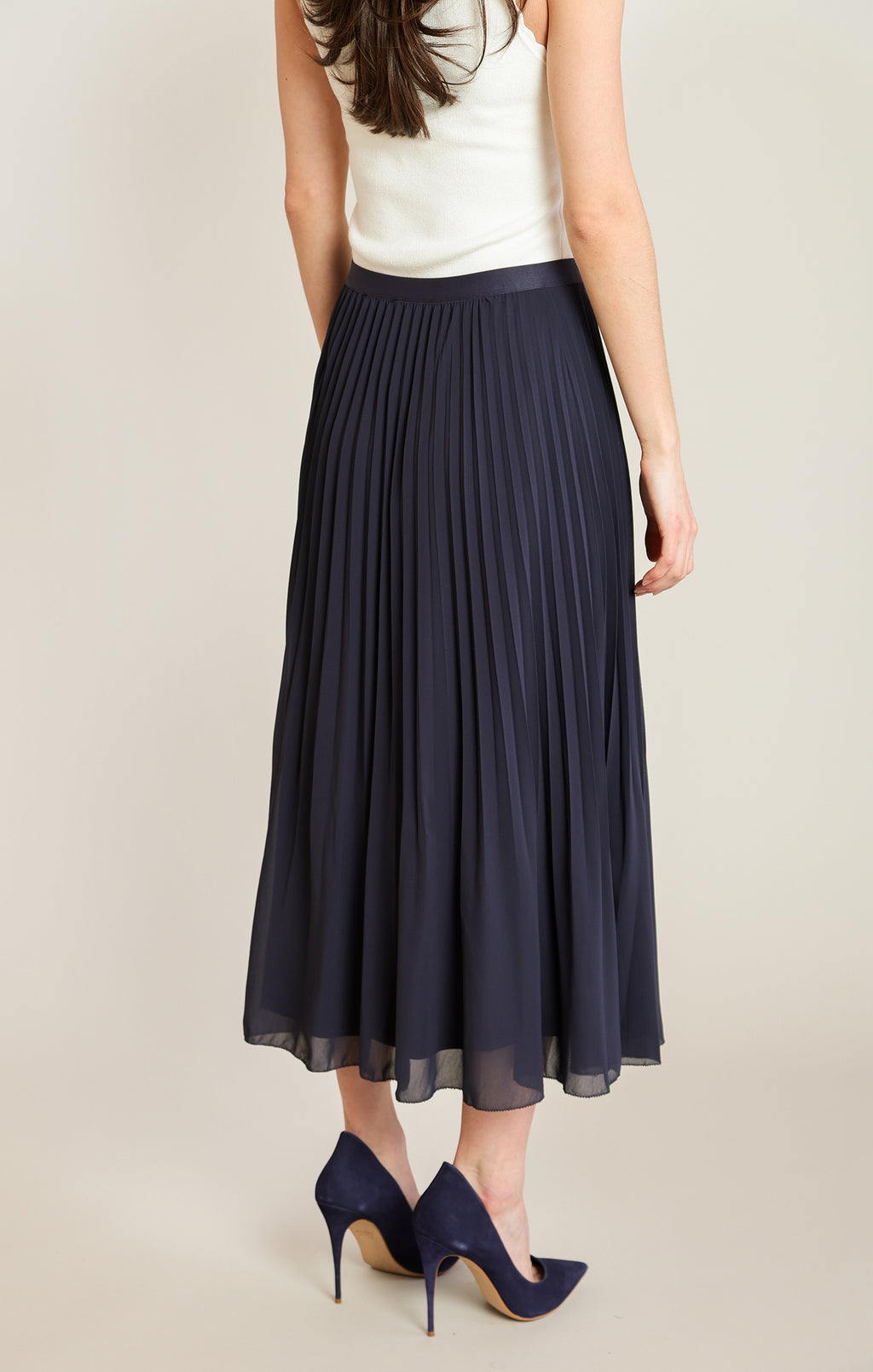 Pleated Flowy Pull On Midi Skirt
