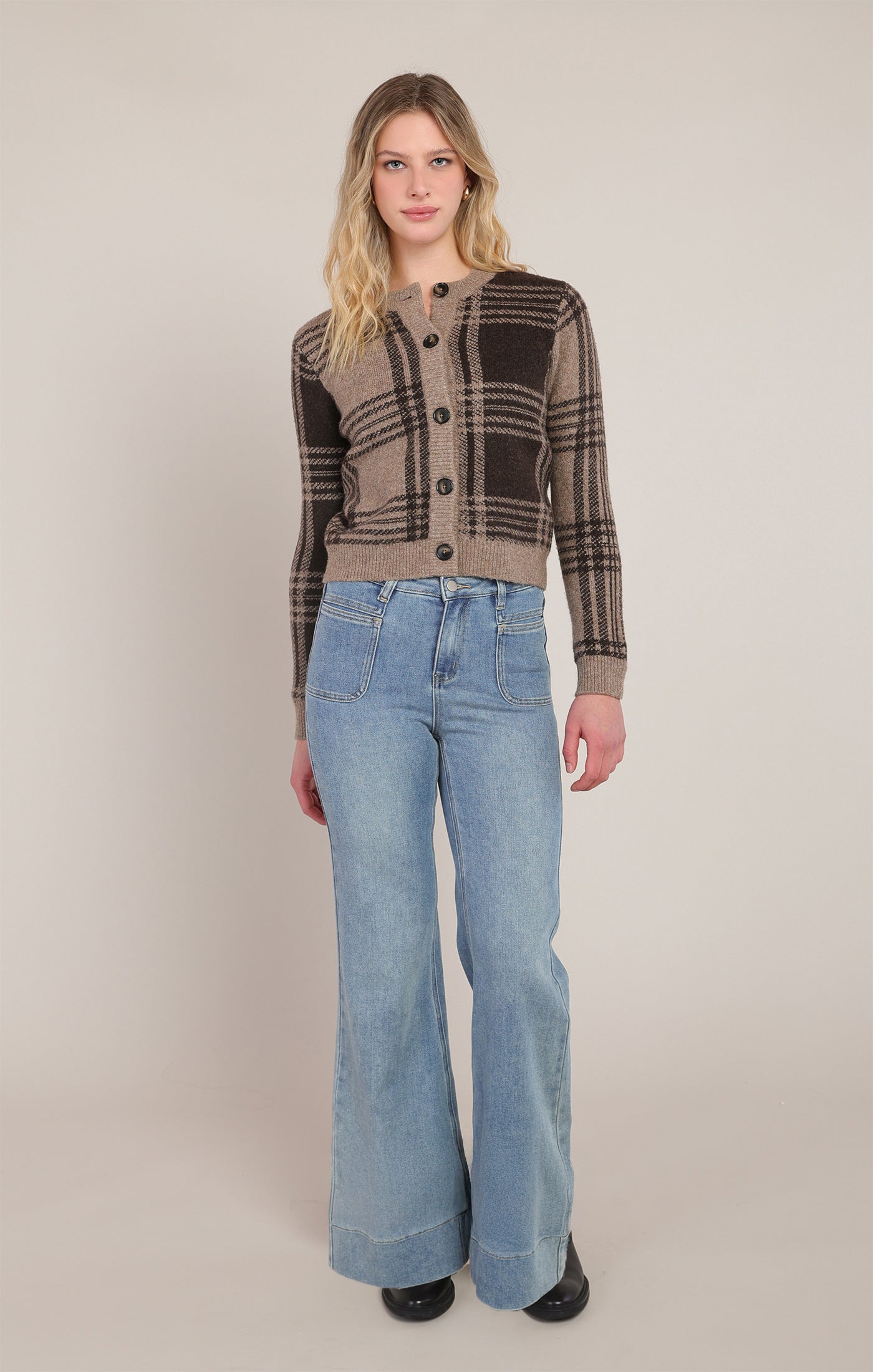 Plaid Crewneck Cropped Cardigan