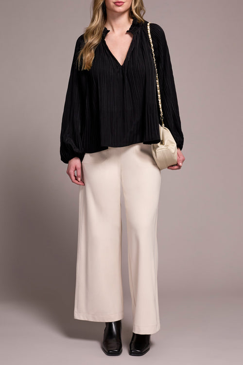 Long Sleeve Blouse with Ruffle Collar