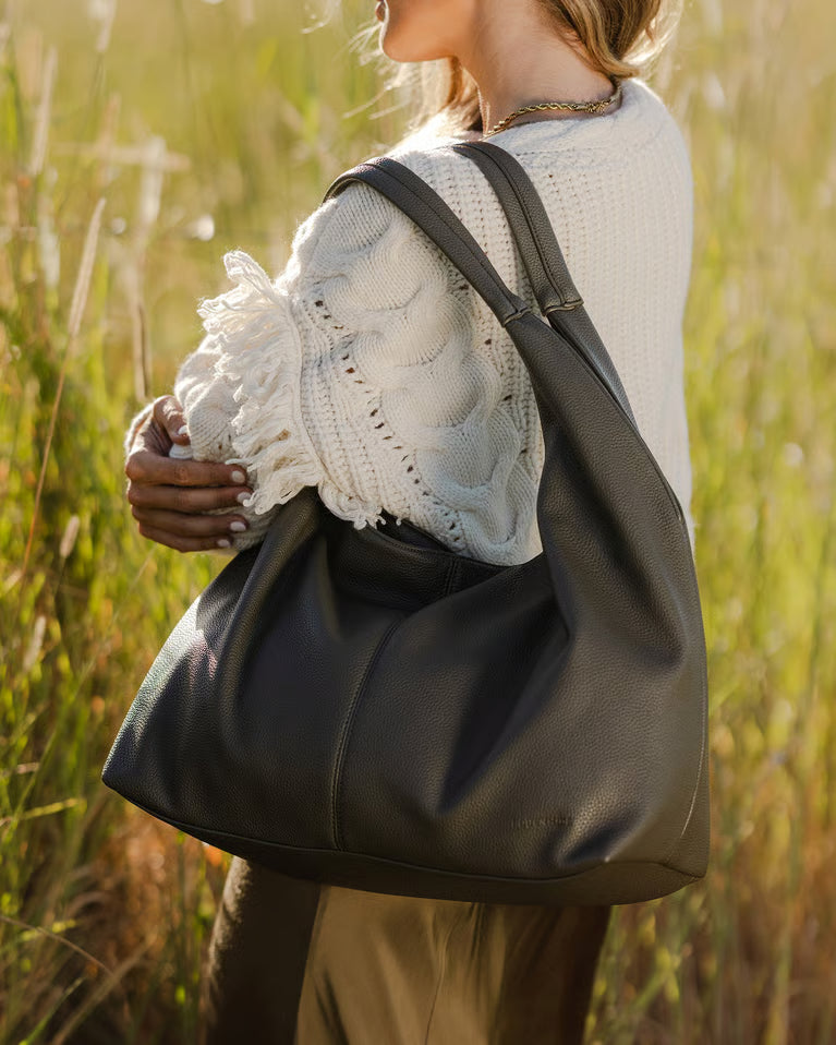 Dakota Shoulder Bag